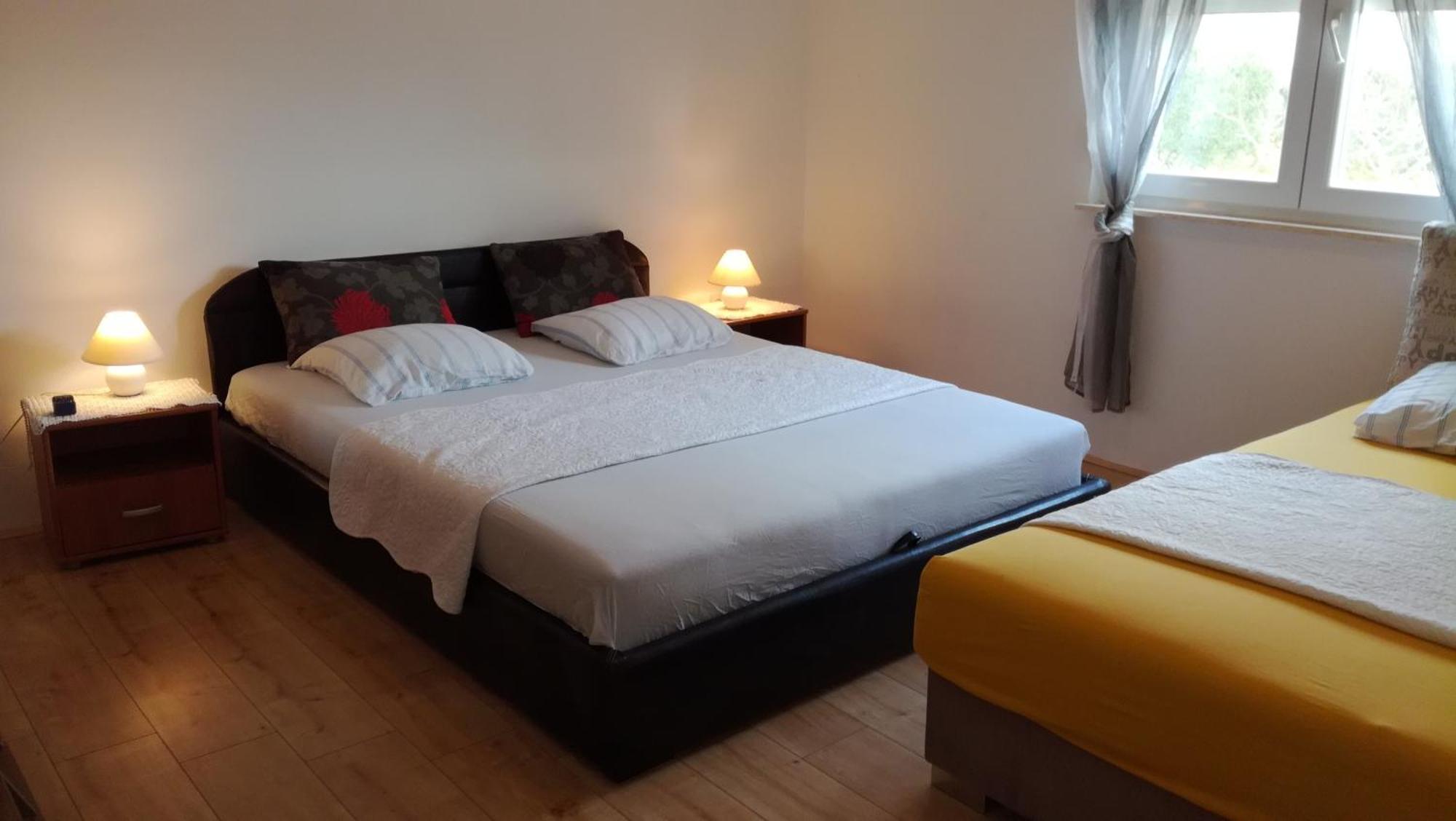 Apartments Vuk 珀塞达耶 客房 照片